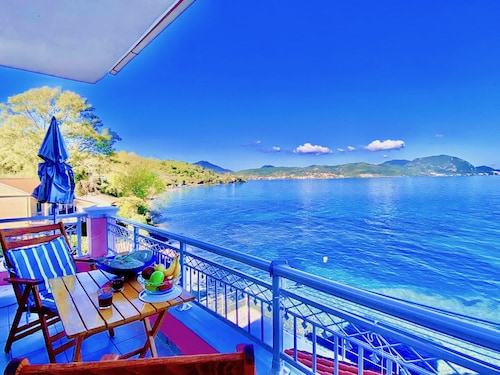 Seafront Ourania Studio No5