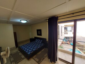 4 camere, Wi-Fi gratuito