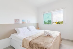 2 bedrooms, blackout drapes, iron/ironing board, free WiFi