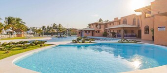 GB38 Pé na Areia Apt 2 Quartos-Guarajuba