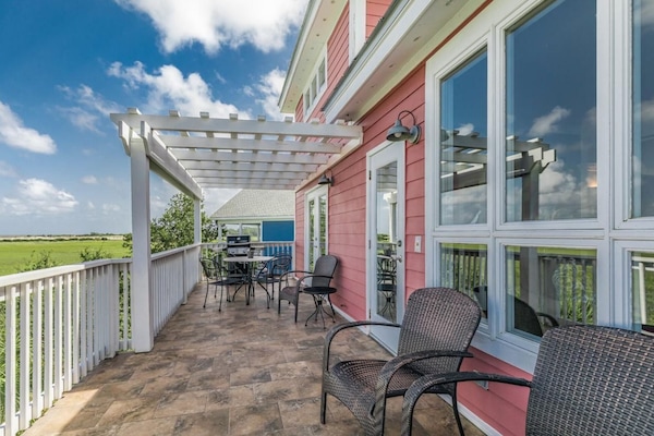 Third level deck