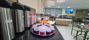 Desayuno buffet incluido todos los días