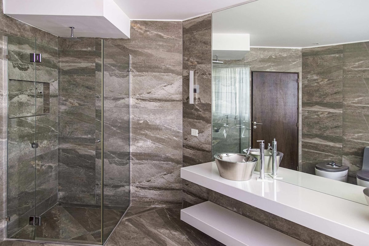 Presidential Suite, 1 King Bed | Premium bedding, down comforters, memory foam beds, in-room safe