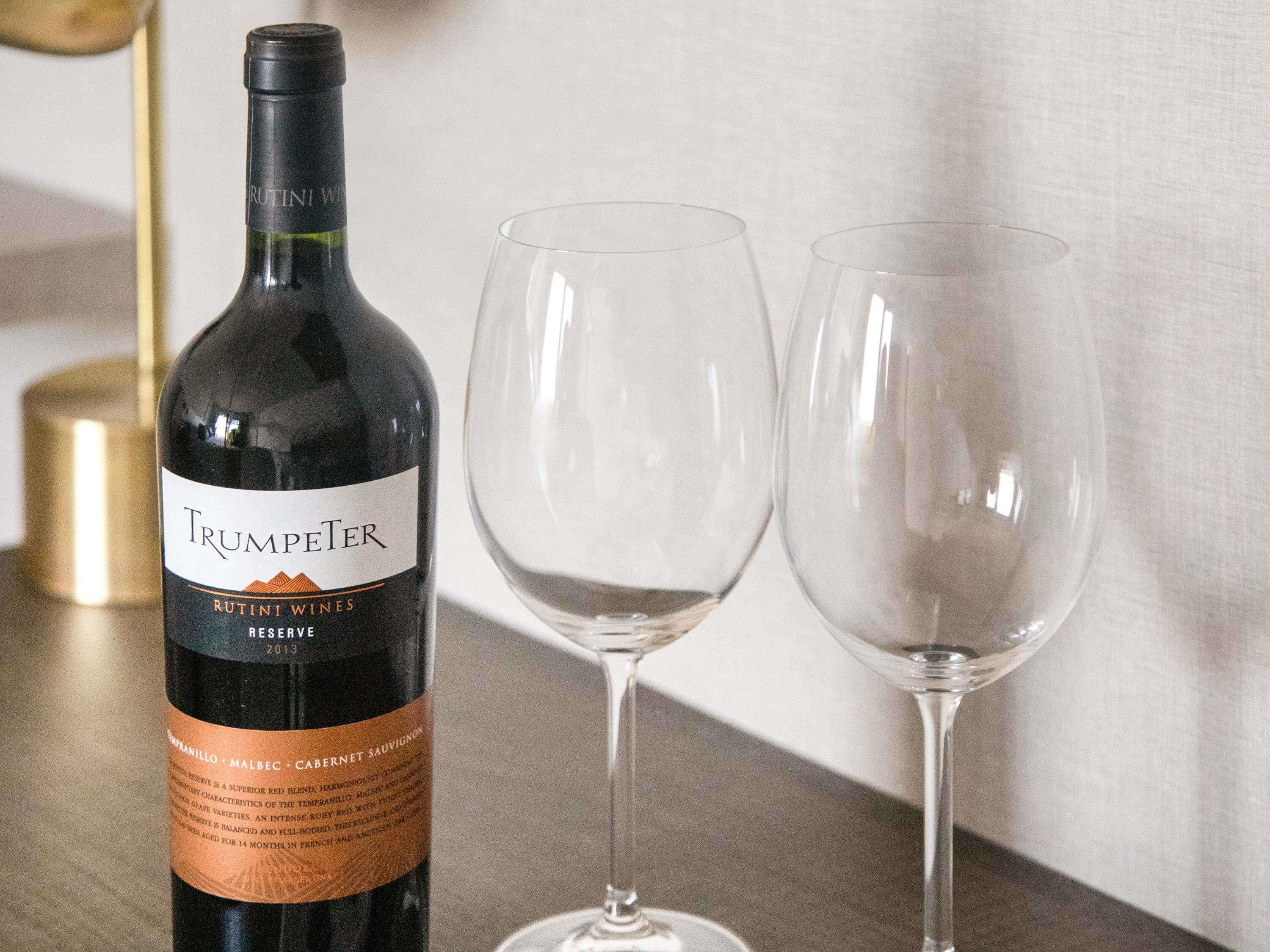 Suite junior, 1 cama matrimonial | Ropa de cama de alta calidad, edredón y camas con efecto memoria 