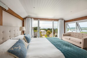 Cottage | 4 camere, con stile personalizzato, con arredamento individuale