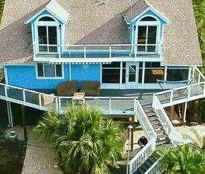 Exterior - Little Gasparilla Island: Luxurious Bungalow, Private Beach, Fishing, Family (Placida)