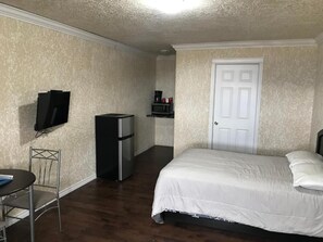 Room - H&G Motel (Kindersley)