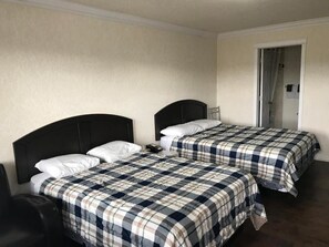 Room - H&G Motel (Kindersley)