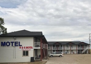 Exterior - H&G Motel (Kindersley)