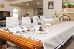 Dining - Family & Large Group - Backyard Heaven, Game room, Mini Golf, Private Pool (The Colony)