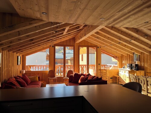 Le Refuge du Cabri -15 people- sauna - jacuzzi Les Ménuires -Skis aux Pieds