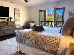 6 bedrooms, iron/ironing board, free WiFi, bed sheets