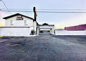 Front of property - Perfect Inn Motel (Las Vegas)
