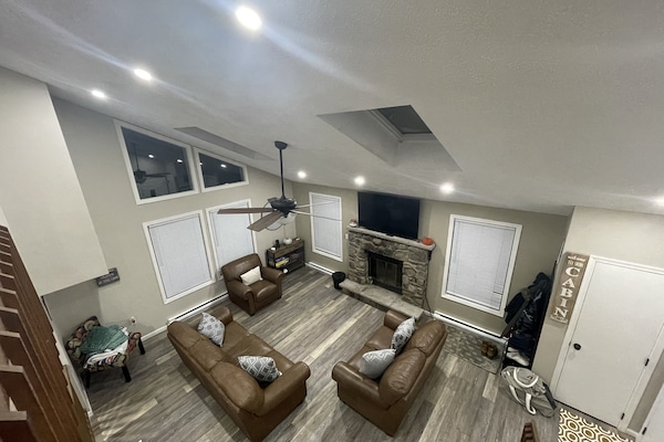 Smart TV, fireplace, printers