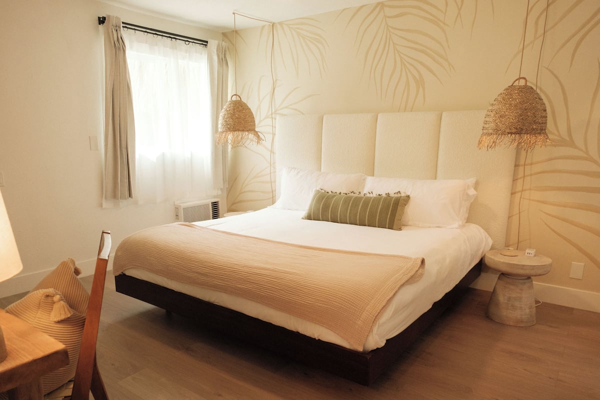 14 habitaciones, ropa de cama de alta calidad y cubrecamas