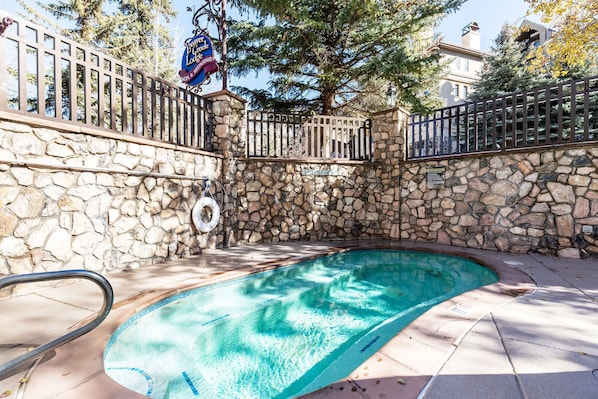 Indoor pool, outdoor pool