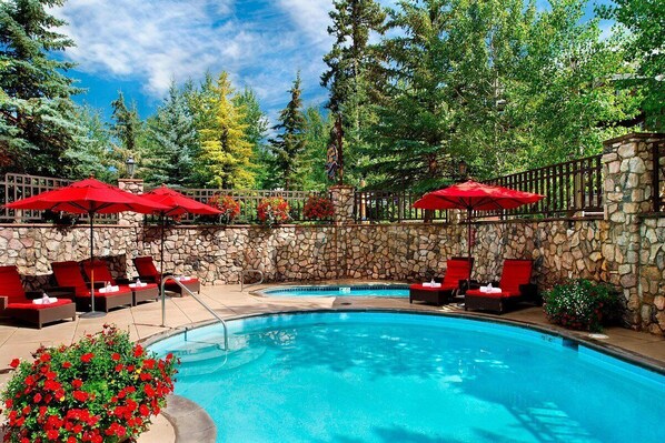 Indoor pool, outdoor pool