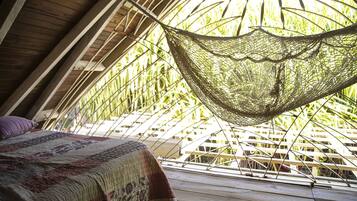 Family Villa | 5 bedrooms, iron/ironing board, free WiFi, bed sheets