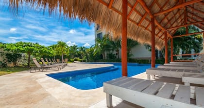 Elegant Oceanview Condo with Spacious Open-Concept Floor Plan and Inviting Beach Design