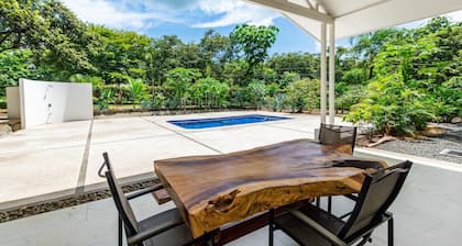 Modern Home and Guesthouse in a Peaceful Gated Community with a Private Swimming Poo