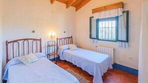 2 habitaciones, cuna de viaje y wifi 