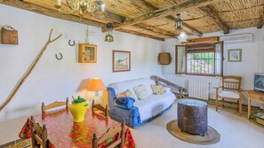 Televisie en een open haard