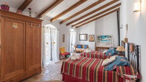 2 bedrooms, iron/ironing board, WiFi - Casa Chantal Gaucín by Ruralidays (Málaga)