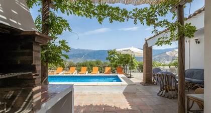 Villa Liviana Cómpeta by Ruralidays