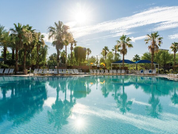 Outdoor pool, a heated pool - 2 Bedroom Villa: 2 King Beds; 2 sofa beds; Kitchen, Dining, Fireplace, Balcony (Palm Desert)