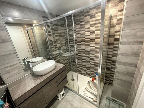 Hervas Centro Apartment IDEAL FOR FAMILIES 6 Adults 2 children 