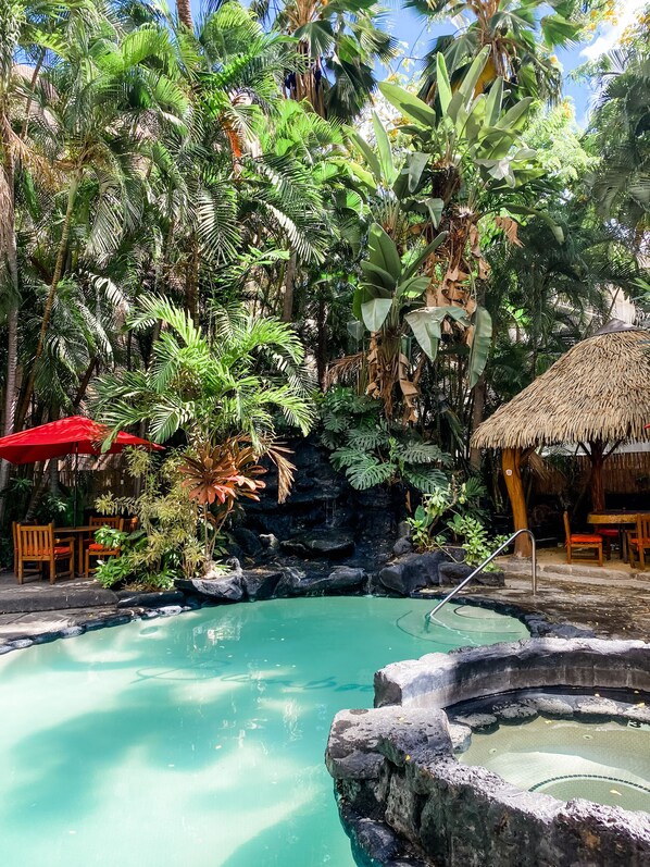 Outdoor pool, a heated pool - New Waikiki Boutique Condo 1.5 blocks to the sands of Waikiki Beach! (Honolulu)