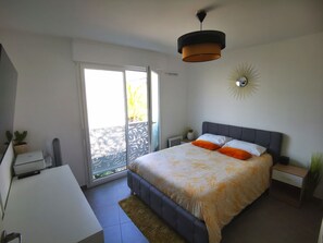 1 bedroom, iron/ironing board, travel crib, free WiFi