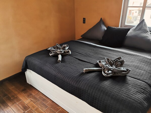 2 bedrooms, travel crib, WiFi, bed sheets