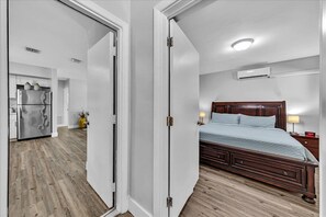1 bedroom, desk, iron/ironing board, free WiFi