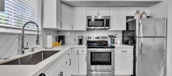 3Bed Modern Home Family Friendly Heated Pool