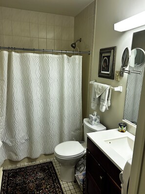 Combined shower/bathtub, hair dryer, towels - TRACK SEASON ONLY 7/8-9/7 Stay Downtown In Luxury w/ Off Street Private Parking (Saratoga Springs)