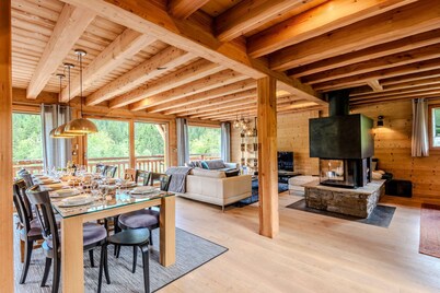 EXCEPTIONAL CHALET 14 PEOPLE