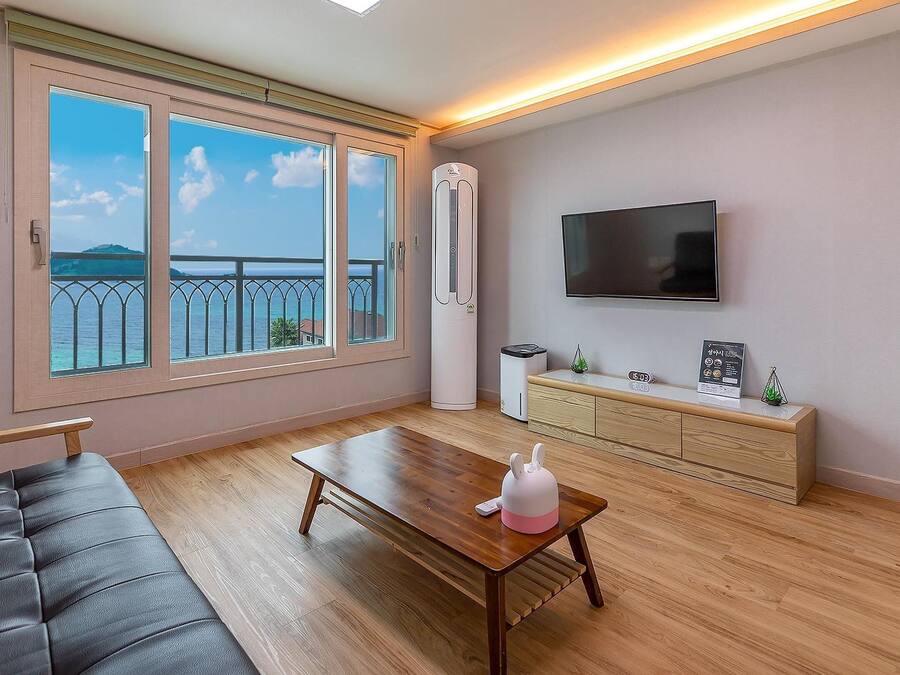 2 bedrooms, free WiFi