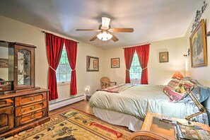 3 bedrooms, desk, iron/ironing board, travel crib - Rustic Adirondacks Home w/ Hot Tub & Lake Access! (Chestertown)