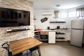 Fridge, microwave, stovetop, electric kettle