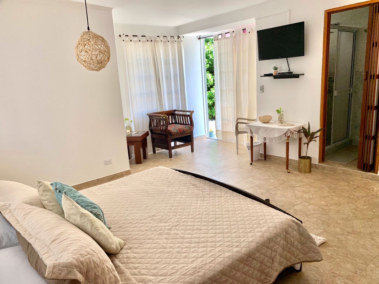 1 bedroom, travel cot, free WiFi, bed sheets