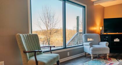 Peaceful, lakefront house on Guist Creek Lake/ Shelbyville-Bourbon Trail