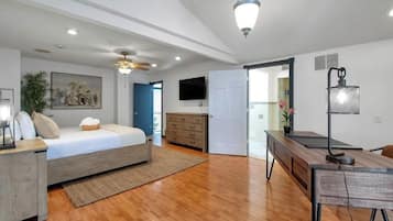 5 bedrooms, iron/ironing board, travel crib, free WiFi