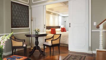 1 bedroom, in-room safe, desk, iron/ironing board