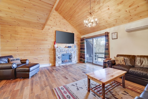 CAMELBACK CABIN 20 in POCONOS