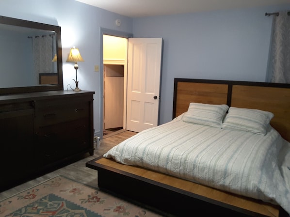 1 bedroom, iron/ironing board, free WiFi, bed sheets