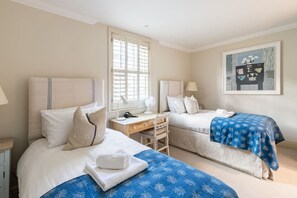 3 Schlafzimmer, Bügeleisen/Bügelbrett, WLAN, Bettwäsche