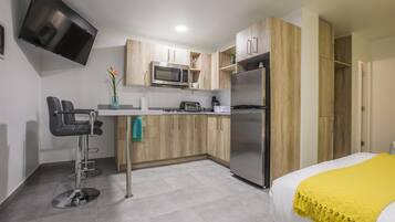 Iron/ironing board, WiFi