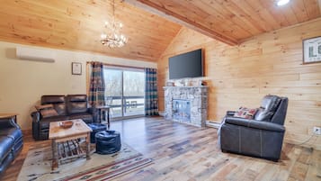 スマートテレビ、暖炉