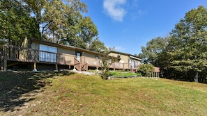 House (Hoot Owl @ Table Rock Lake - AMAZING ) | Exterior - Hoot Owl @ Table Rock Lake - Amazing Lake Views!! - Game Room - Priced TO Rent!! (Kimberling City)